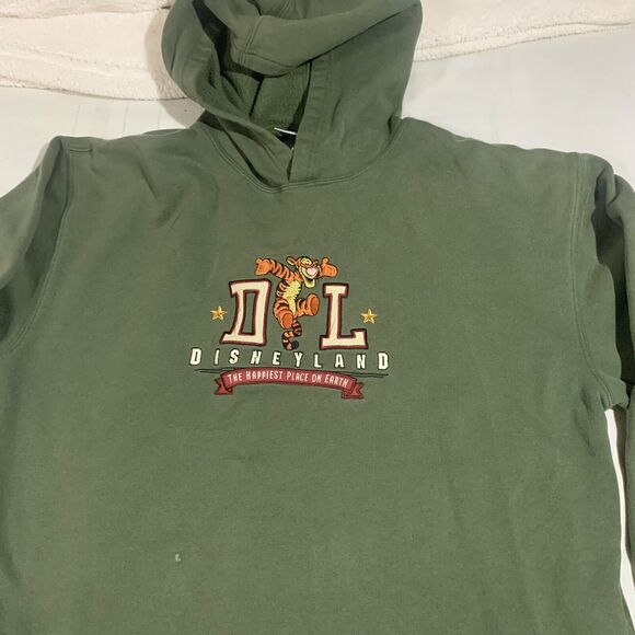 Disneyland Tigger Sweatshirt Large Green DL Hoodie Hooded w/ Pockets Embroidered - Picture 2 of 16